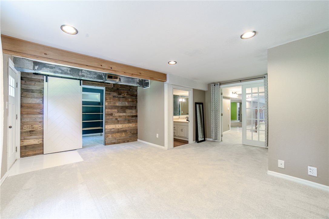 Summit Heights Rogers - Residential