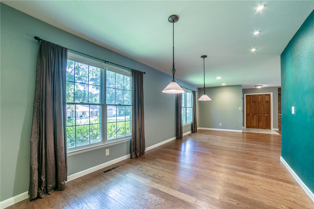 Summit Heights Rogers - Residential