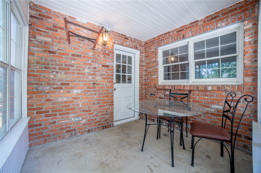 Summit Heights Rogers - Residential