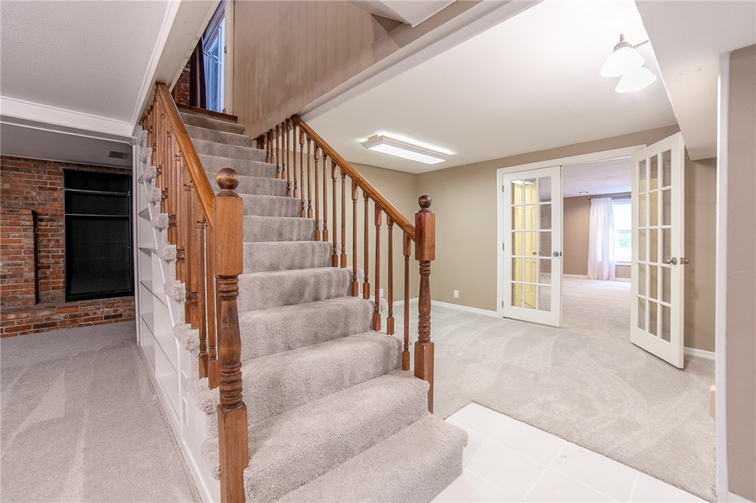Summit Heights Rogers - Residential