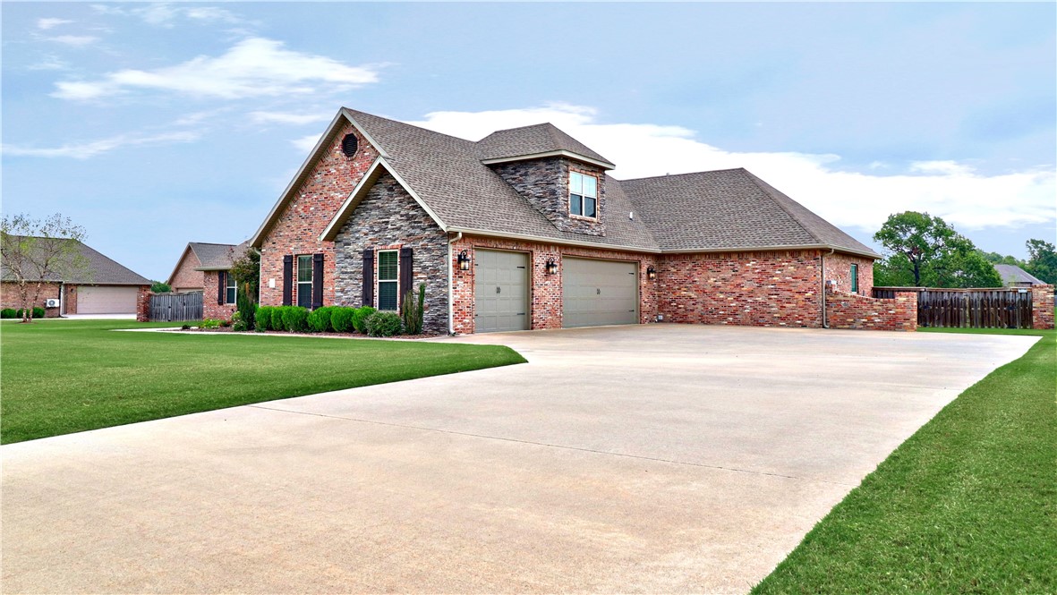 Meadows, The Little Flock - Residential