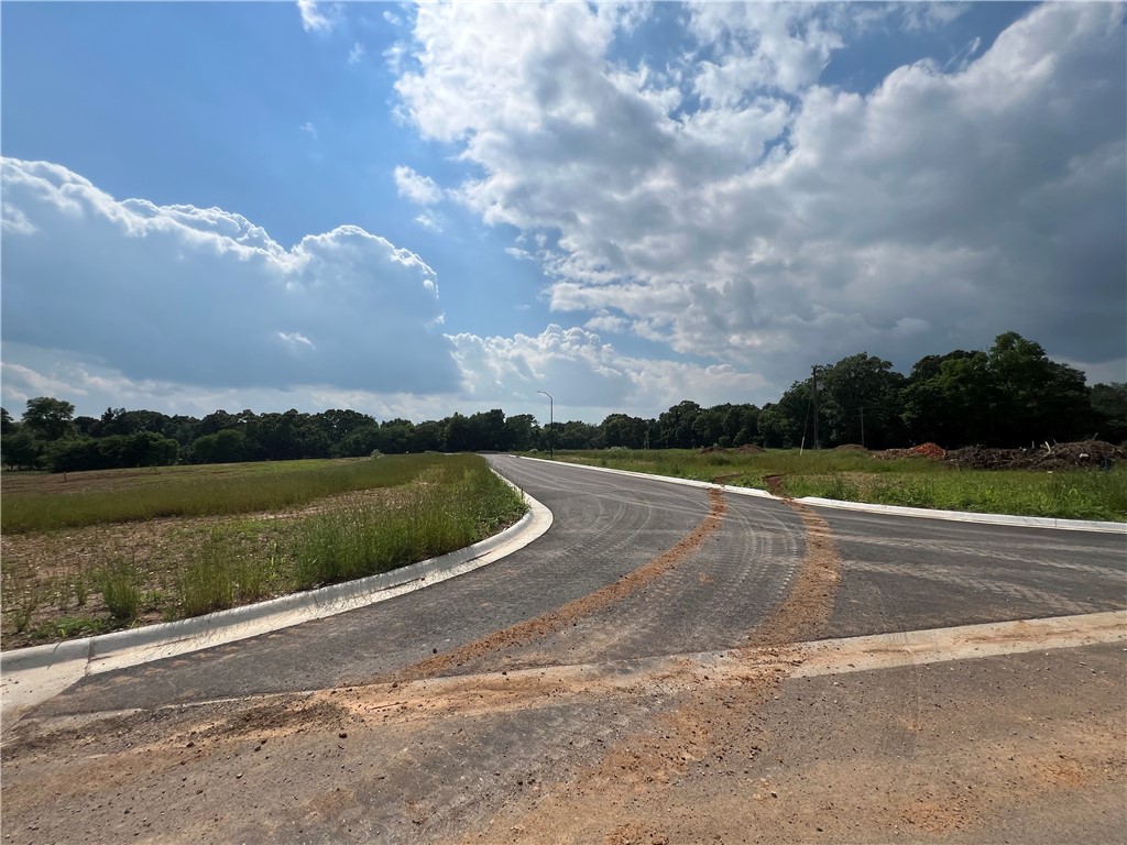 Castlewood - Land