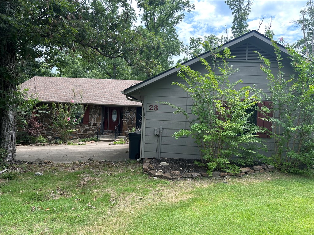 Welcome home to this beautiful 4-bedroom, 2.5-bath single-family residence in Rogers, AR! Featuring a spacious open floor plan, this home offers comfortable living with a fully equipped kitchen that includes a refrigerator, stove, microwave, and dishwasher. Enjoy the convenience of a two-car garage and relax on the covered back porch, perfect for outdoor gatherings or quiet evenings. Located in a desirable area, this home combines space, comfort, and convenience. Don't miss out!