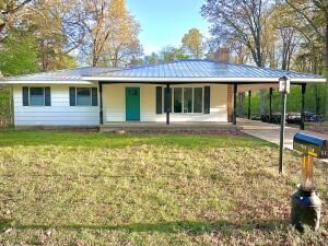 2 bedroom, 2 bath home in Diamond City with many recent updates, stainless steel appliances, and a wood burning fireplace - all situated on a quiet lot! Lake access appx 1/4 mile down the road. Diamond Hills Country Club and Golf Course appx 1/2​​‌​​​​‌​‌​​​‌‌​​​‌‌‌​​‌​​‌‌​​​​ away!