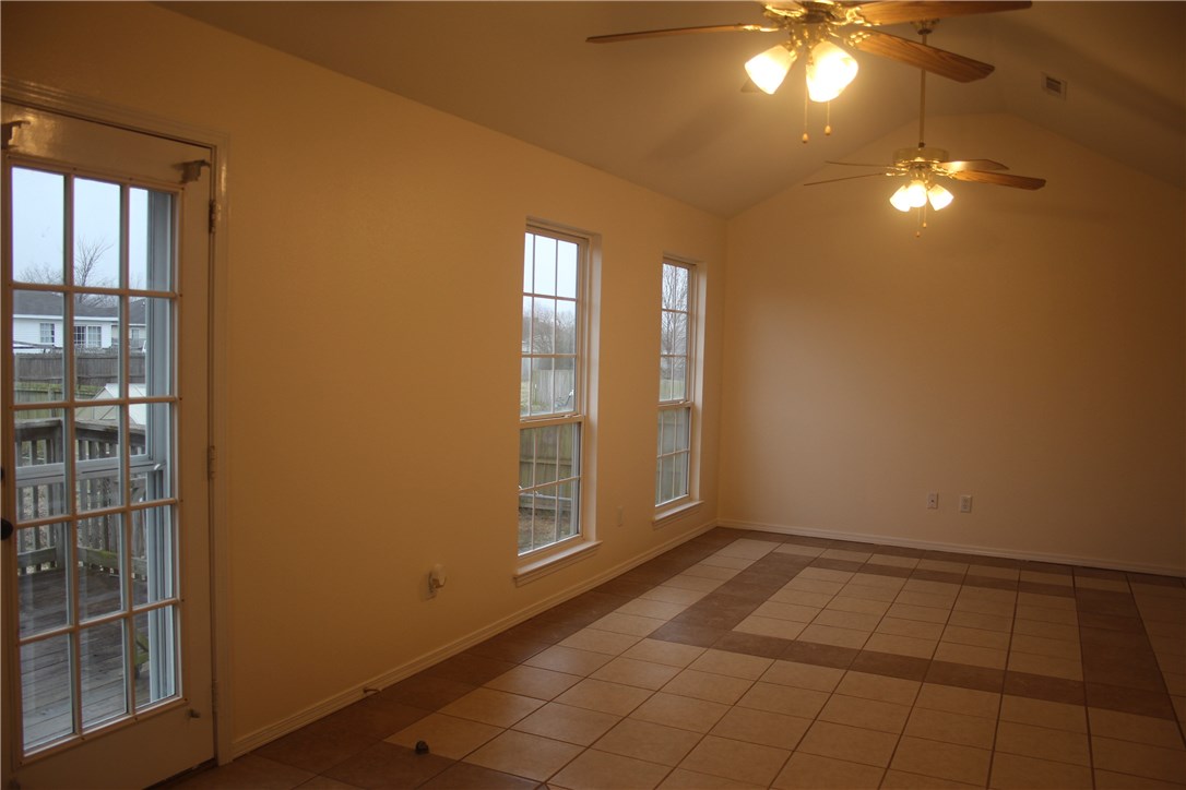 Eagles Nest Estates II Gentry - Residential