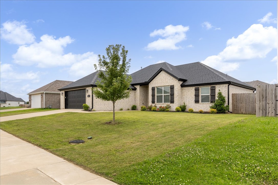 Goose Creek Village Ph Ii - Residential