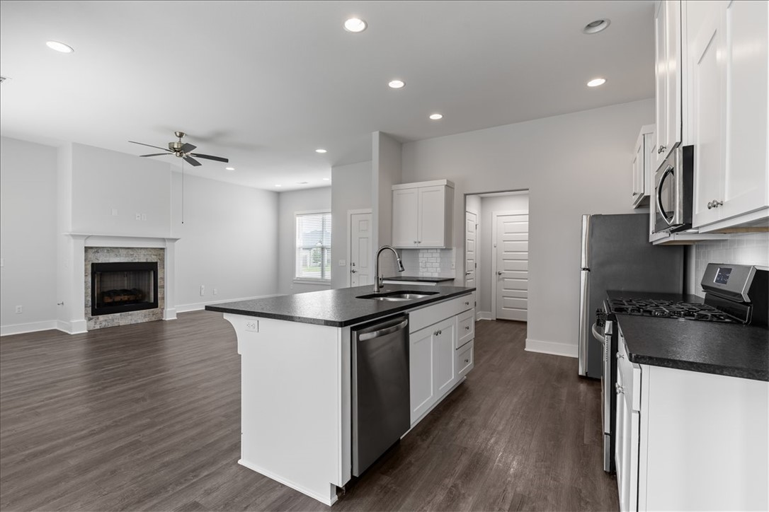 Goose Creek Village Ph Ii - Residential