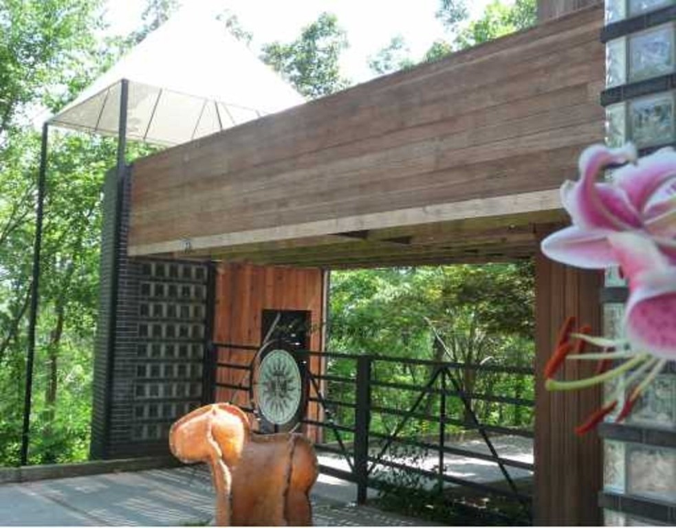 AMAZING OPPORTUNITY! JAMES LAMBETH HOME FOR LEASE ON MT. SEQUOYAH! AN ARCHITECTURAL MASTERPIECE WITH OVER 3000 SQ.FT. Comes with: Direct TV, Water, Thursday trash and recycle ?? day, Fully furnished! Washer/Dryer, Deck with furniture, 2 parking spots, Awesome neighbors and quiet neighborhood. Move in ready! China, glass and silver, Linens, sheets, pillows, blankets, duvets, towels all in place. Rain shower, Jacuzzi tub, 3 HD tv's, all three with dvr's. HURRY! This place goes quick and is awesome!