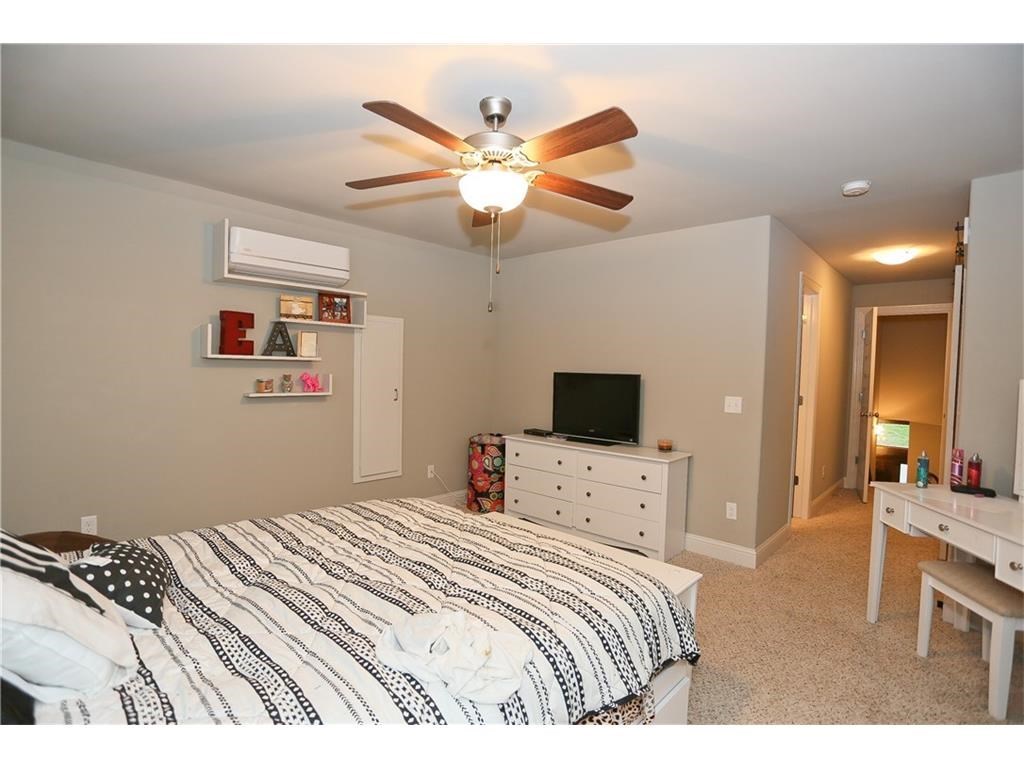 Stone Meadow Add Bentonville - Residential Lease