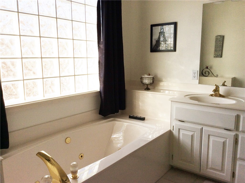 Forest Hills Sub Bvv - Residential