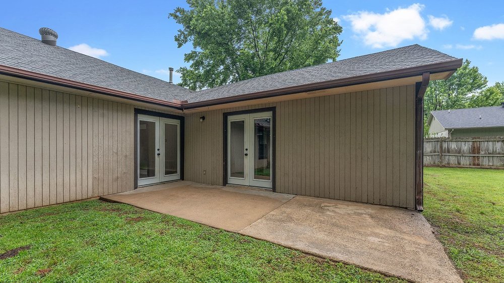 Fayetteville Outlots - Residential Lease