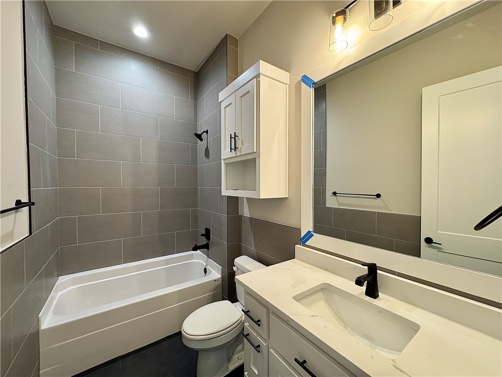 Aurora Heartbeat - Residential