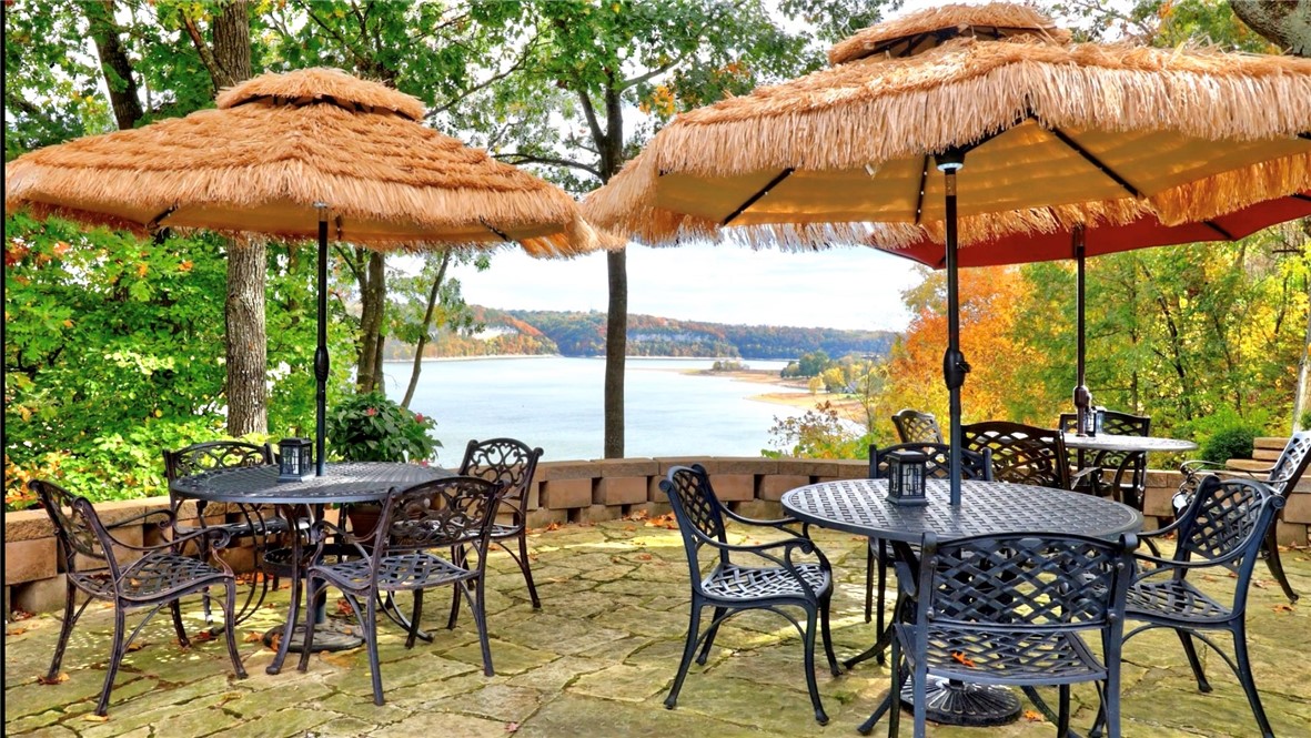 Shady Cove Sub - Residential