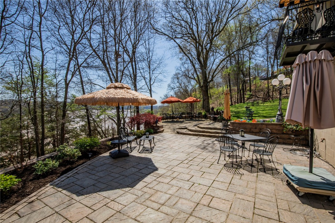 Shady Cove Sub - Residential