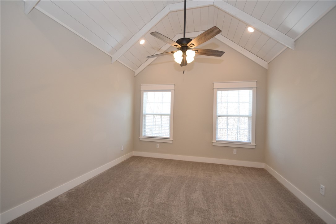 Kinloch Sub Bvv - Residential Lease