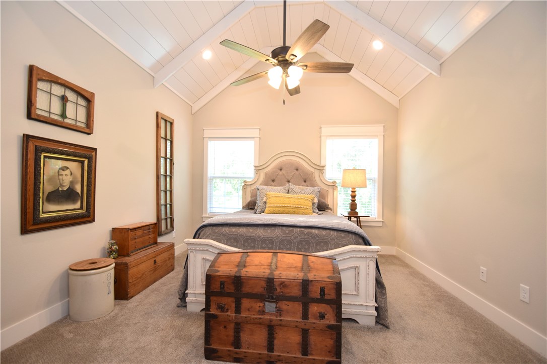 Kinloch Sub Bvv - Residential Lease