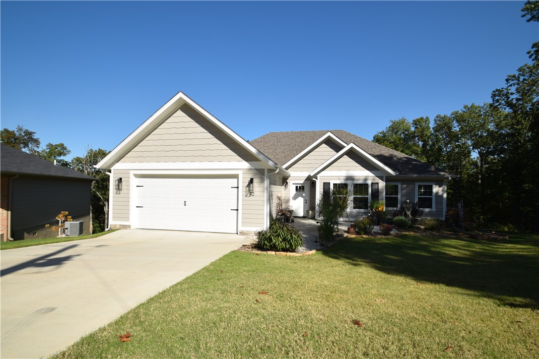 Kinloch Sub Bvv - Residential Lease