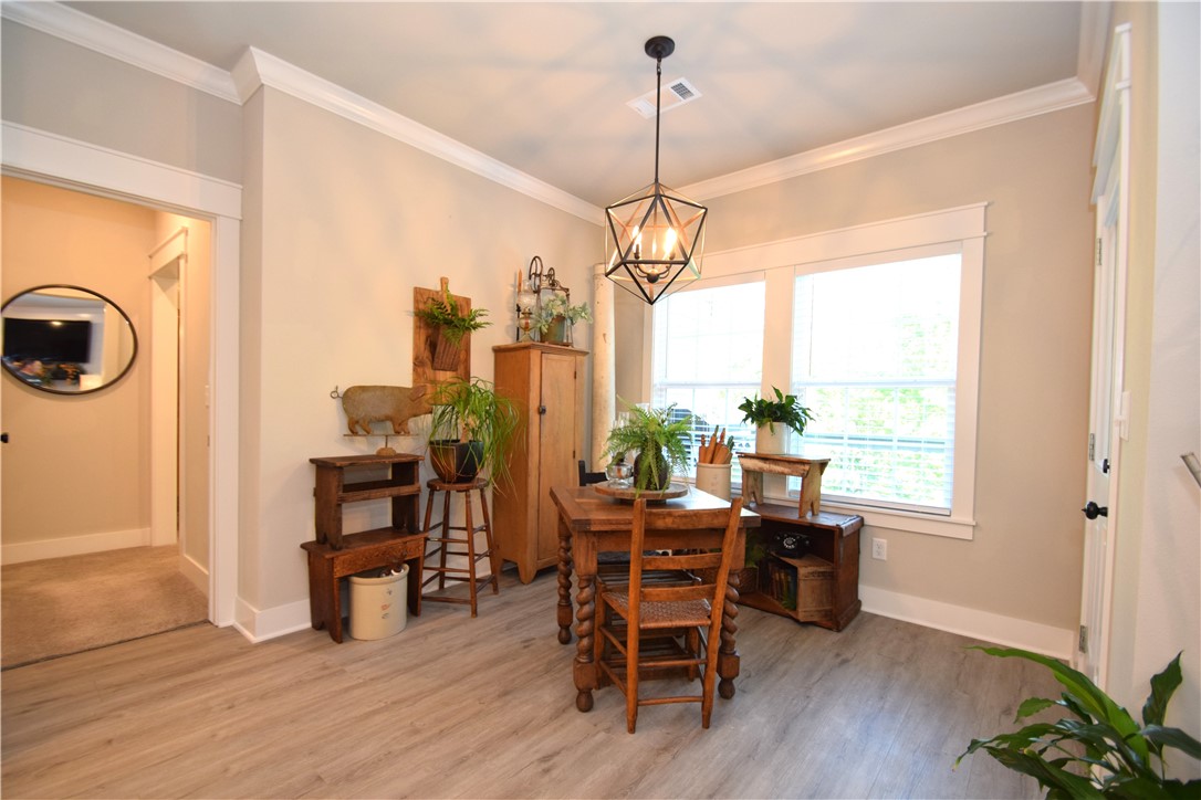 Kinloch Sub Bvv - Residential Lease