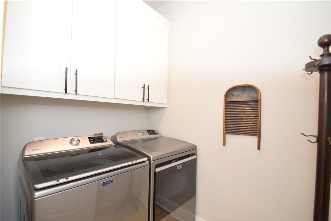Kinloch Sub Bvv - Residential Lease