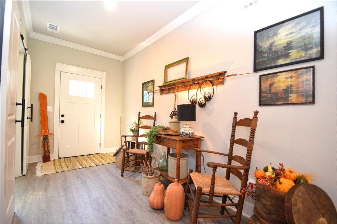 Kinloch Sub Bvv - Residential Lease