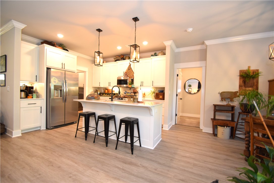 Kinloch Sub Bvv - Residential Lease