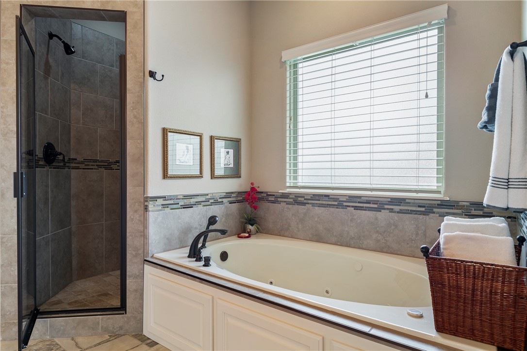 Angel Falls North Bentonville - Residential