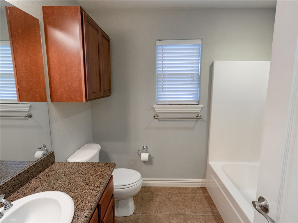 Kensington Hills Centerton - Residential