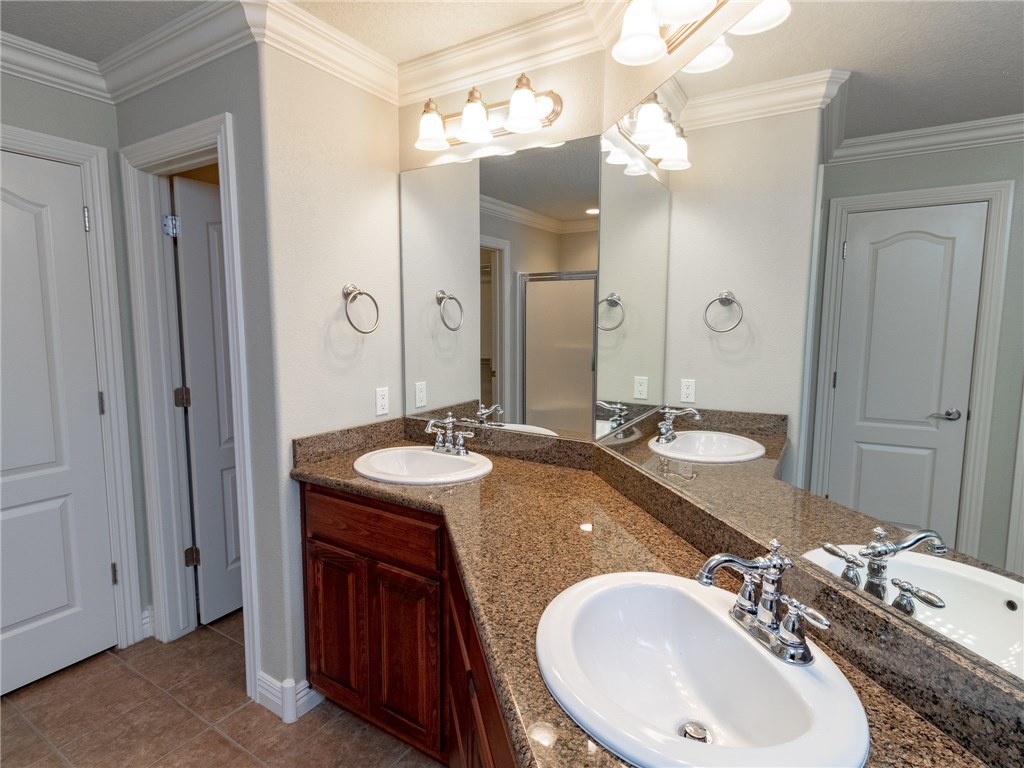 Kensington Hills Centerton - Residential