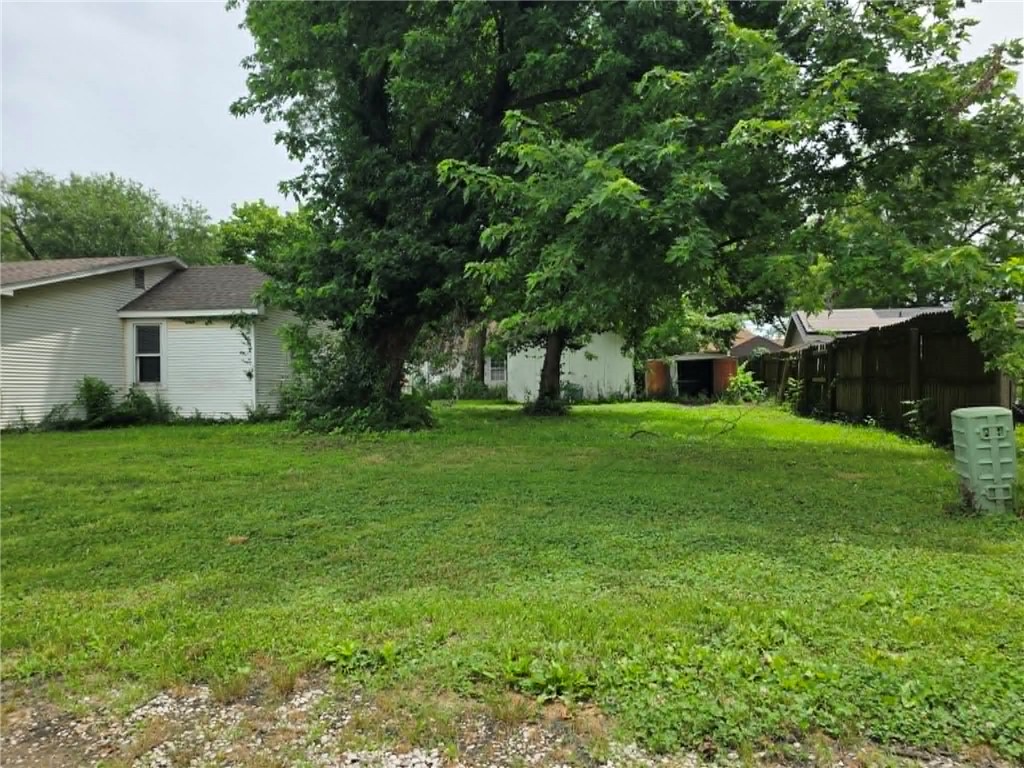 13-20-33-GRAVETTE - Residential