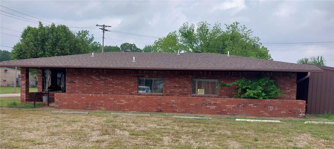 Formerly a dentist office, this lovely brick building conveniently located just two blocks off of US Hwy. 22 can fulfill your dreams for a business of your own! It can be the office space you personally need or rent out spaces for a great ROI; retail shop; medical or dental clinic; photography or music studio; real estate office; restaurant ~ bring your dream to life! Brick building has two restrooms and a kitchen area. Detached outside storage building. More photos coming soon. Make an appointment to see it today!