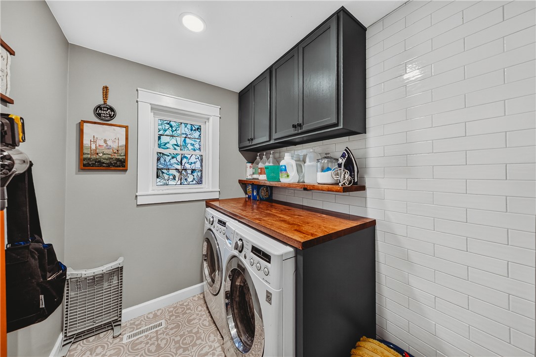 Western Oaks Place Iii - Residential