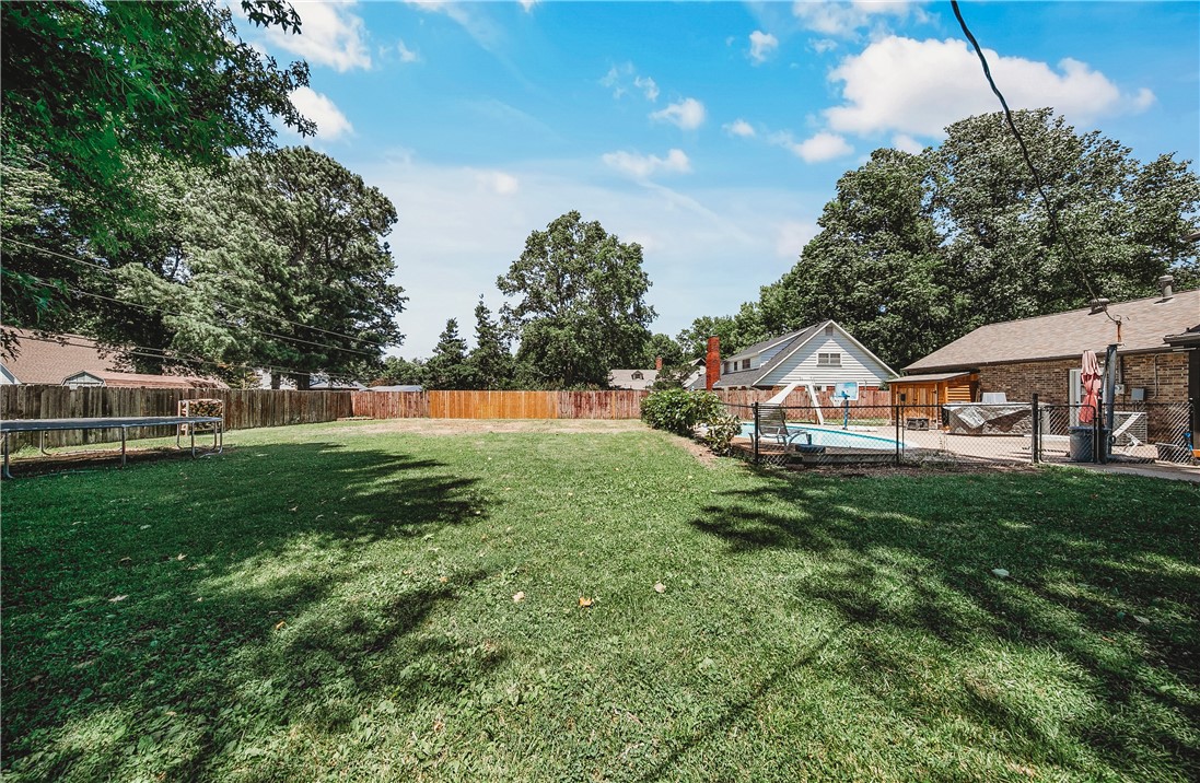 Western Oaks Place Iii - Residential