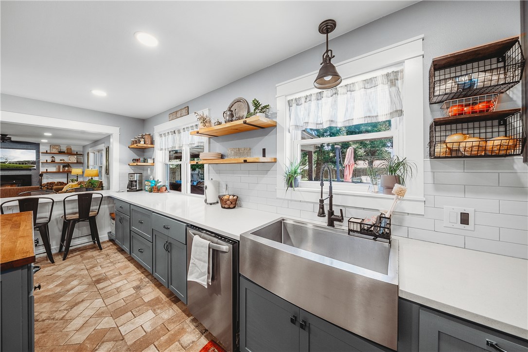 Western Oaks Place Iii - Residential