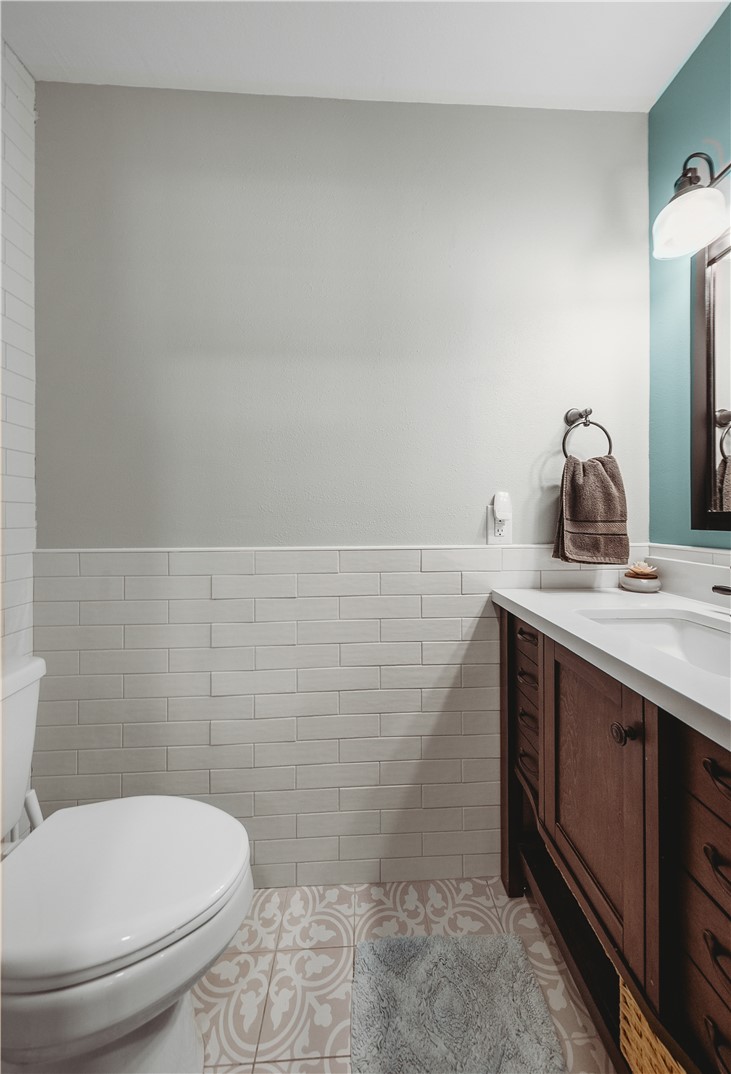 Western Oaks Place Iii - Residential