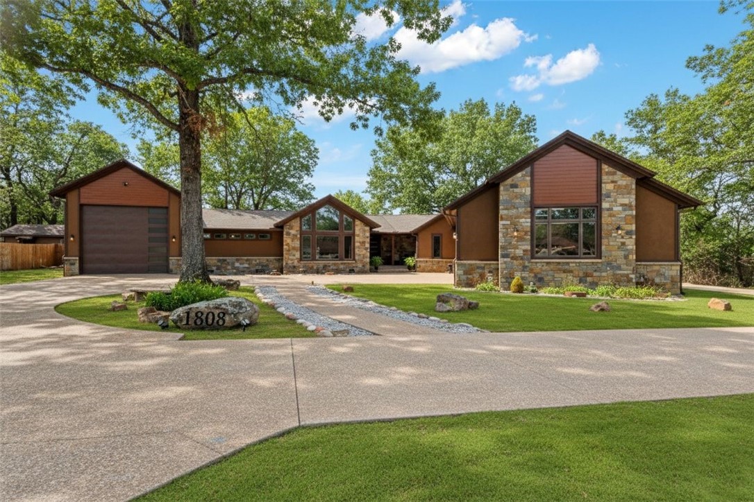 Fianna Hills - Residential