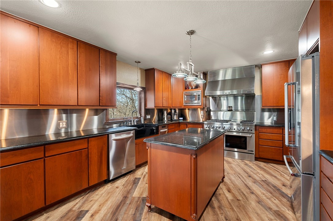 Fianna Hills - Residential
