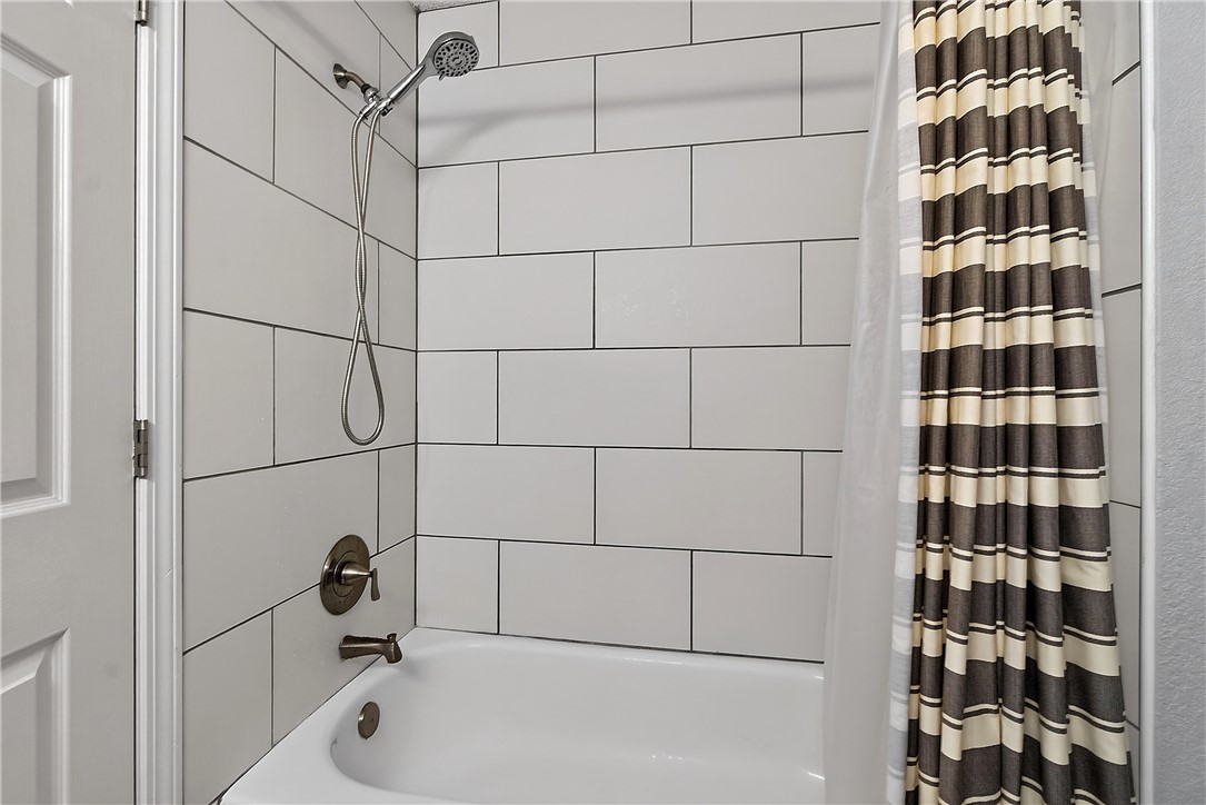 Apple Ridge Sub Bentonville - Residential