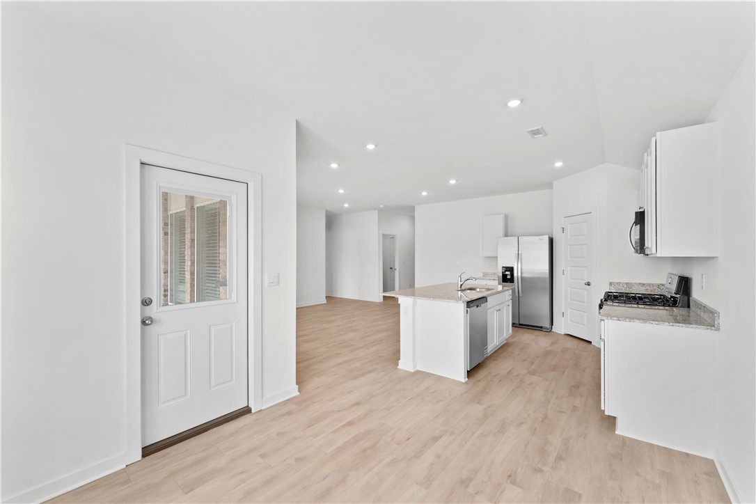West Wind, Phase 1 - Residential Lease