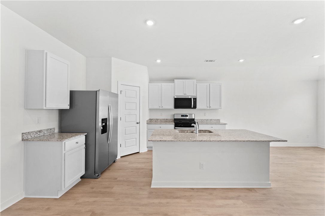 West Wind, Phase 1 - Residential Lease