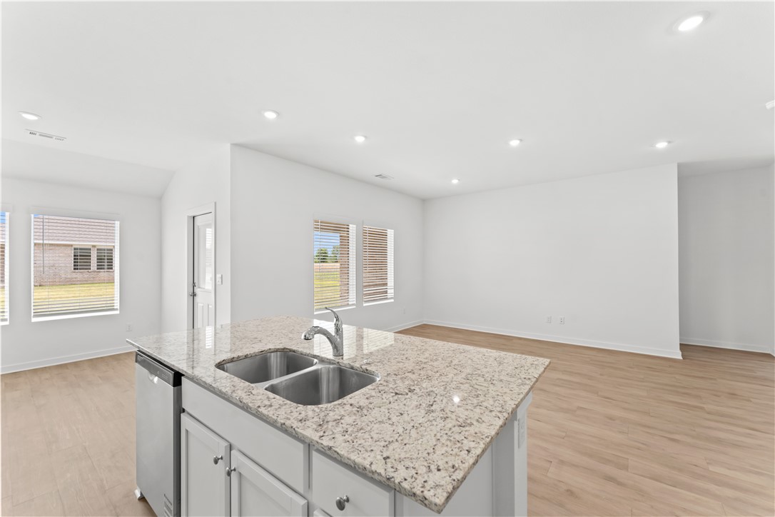 West Wind, Phase 1 - Residential Lease