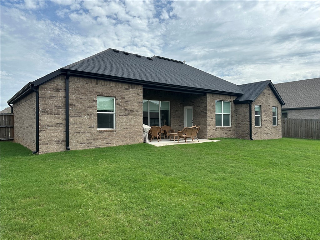Wagon Wheel Crossing Sub Ph I - Residential Lease