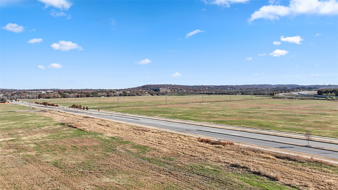 Fayetteville Outlots - Land