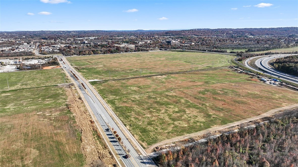 Fayetteville Outlots - Land