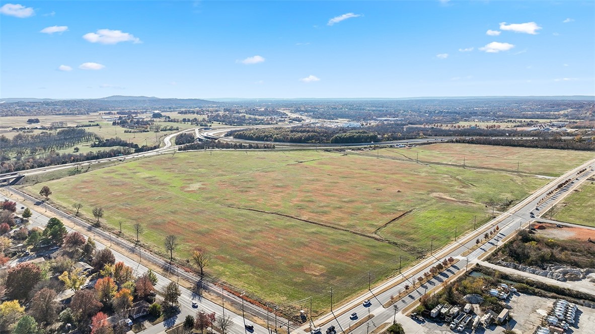 Fayetteville Outlots - Land