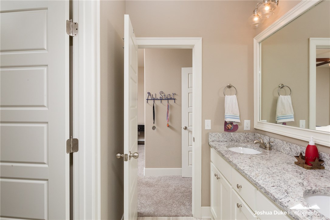 Waterford Estates At Hissom Ranch - Residential