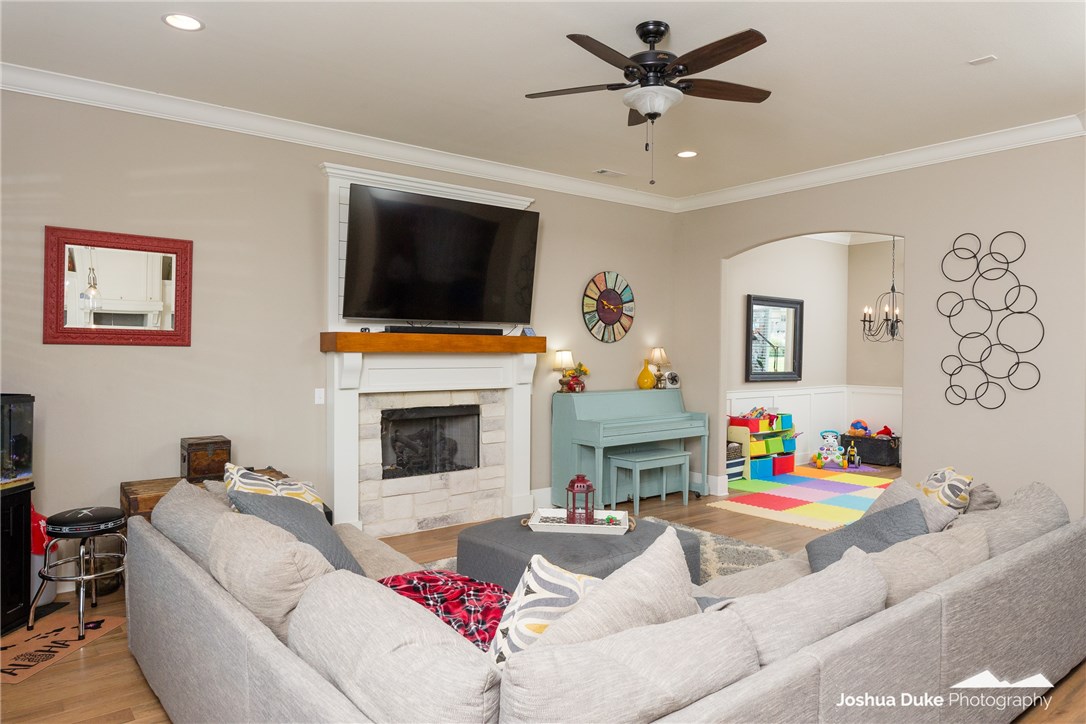 Waterford Estates At Hissom Ranch - Residential