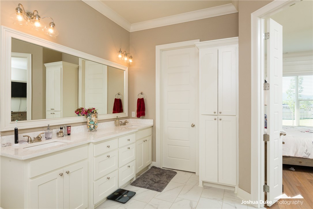 Waterford Estates At Hissom Ranch - Residential