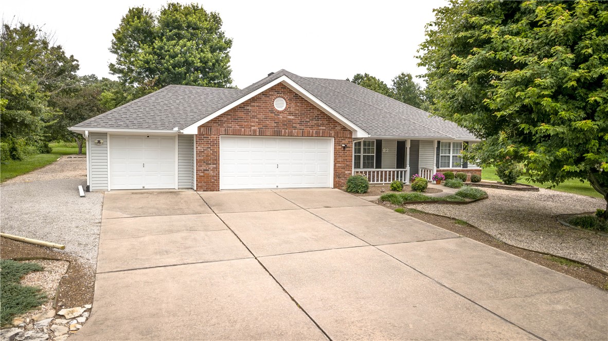Magrath Sub Bvv - Residential