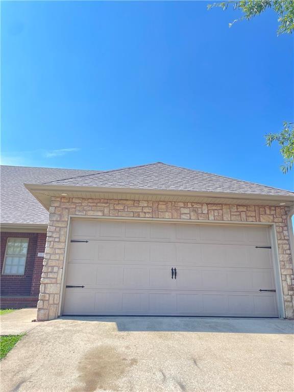 Riverwalk Farm Estate Ph I Bentonville - Residential Lease