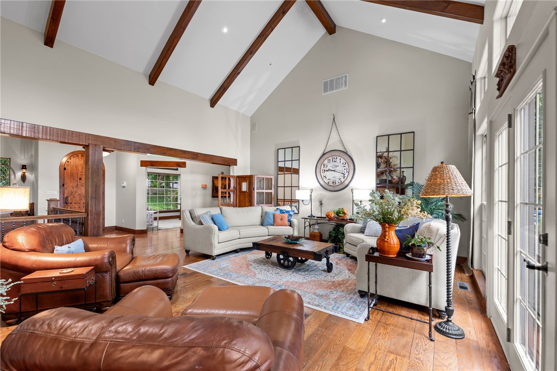Unit 11, Holiday Island - Residential